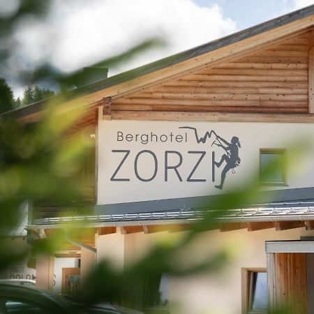 Berghotel Zorzi アルペ・ディ・シウージ エクステリア 写真