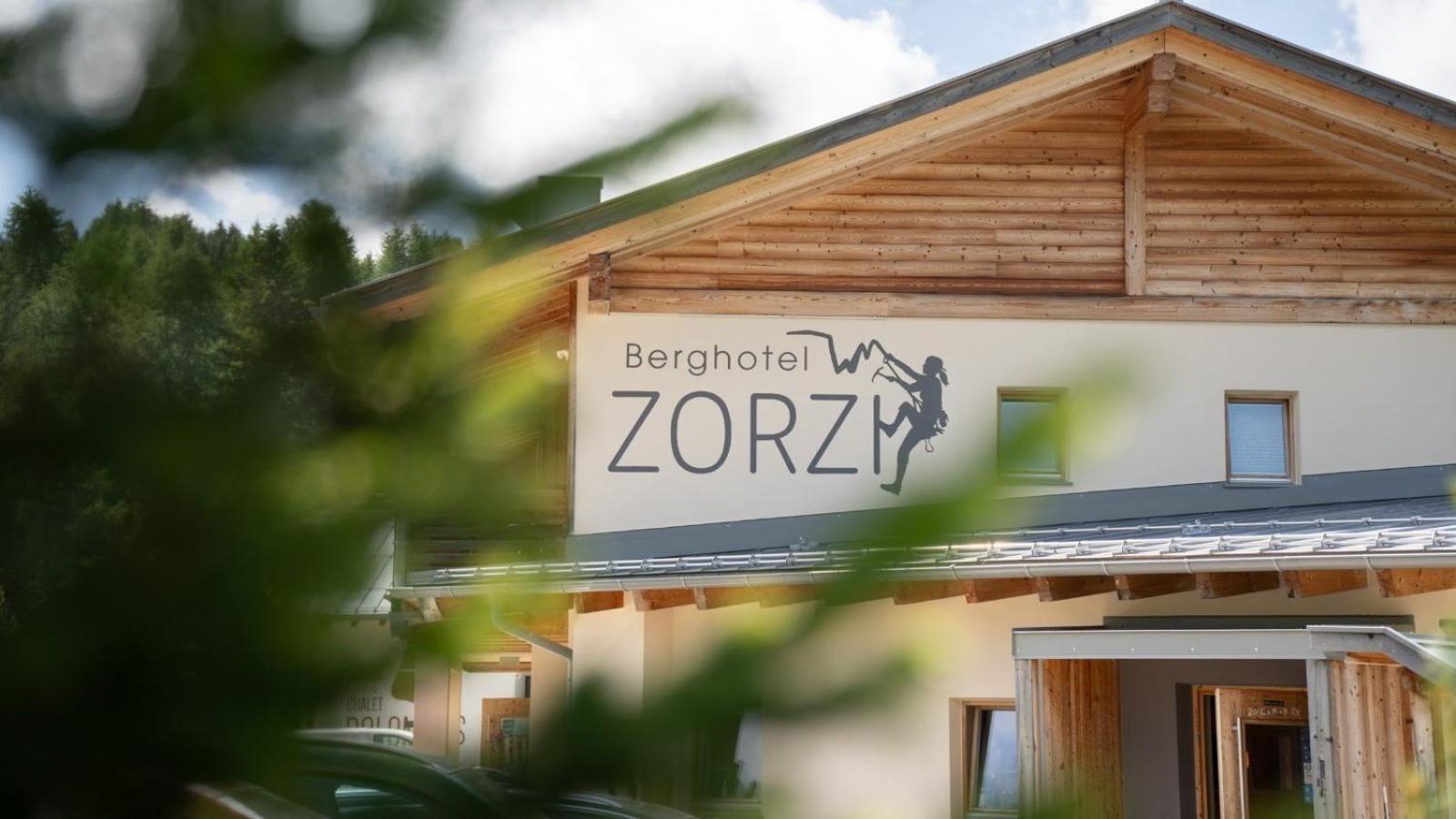 Berghotel Zorzi アルペ・ディ・シウージ エクステリア 写真